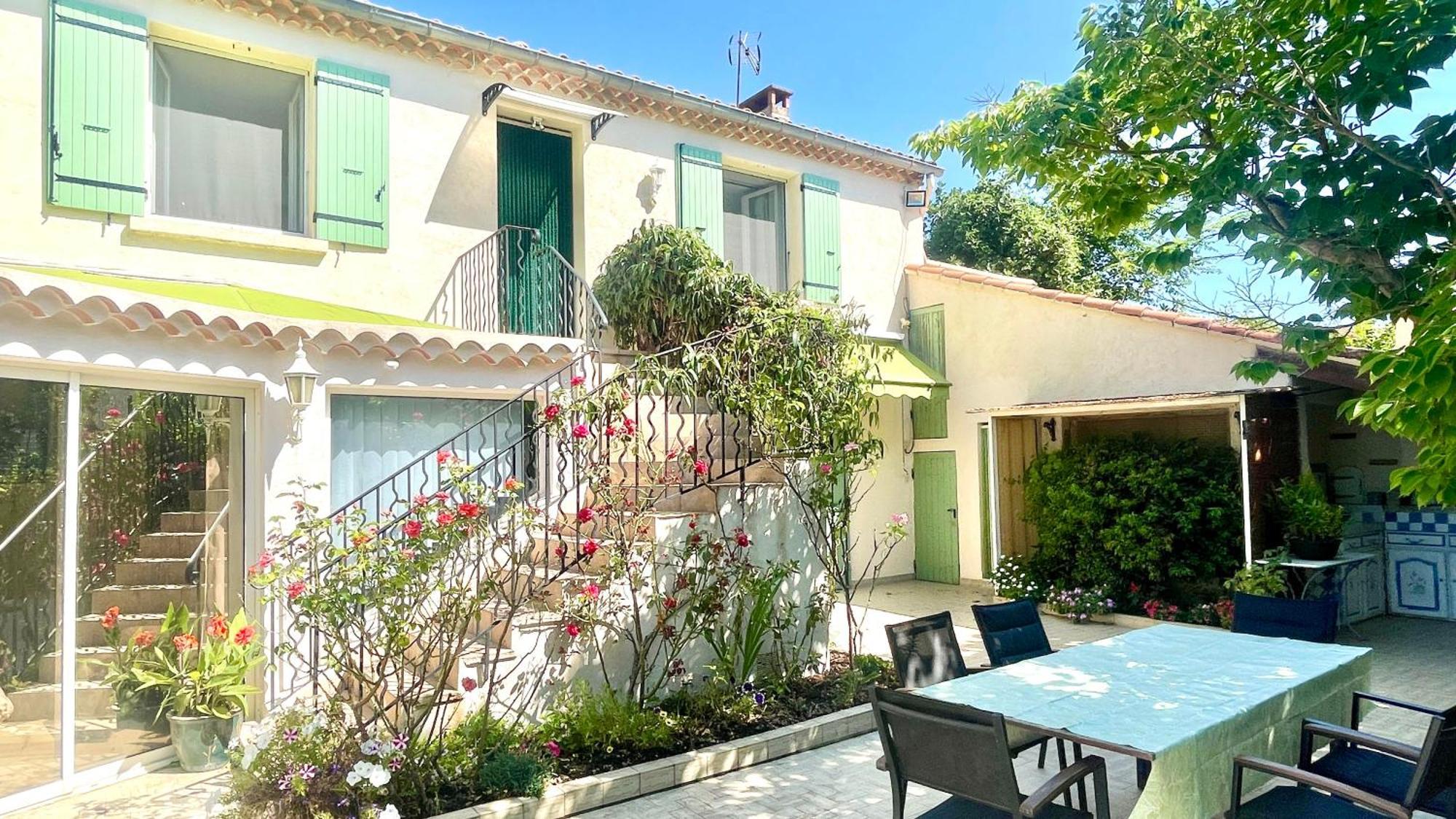 Rendez-Vous Avec Les Cigales - Gite 6 Personnes 100M2 - Piscine Privee - Climatisation Cheval-Blanc Exterior foto