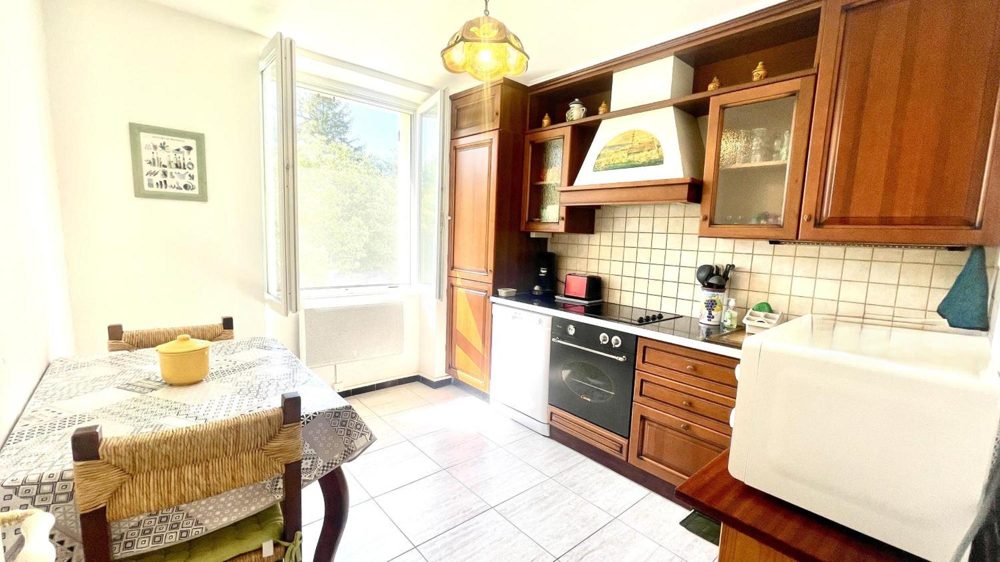 Rendez-Vous Avec Les Cigales - Gite 6 Personnes 100M2 - Piscine Privee - Climatisation Cheval-Blanc Exterior foto