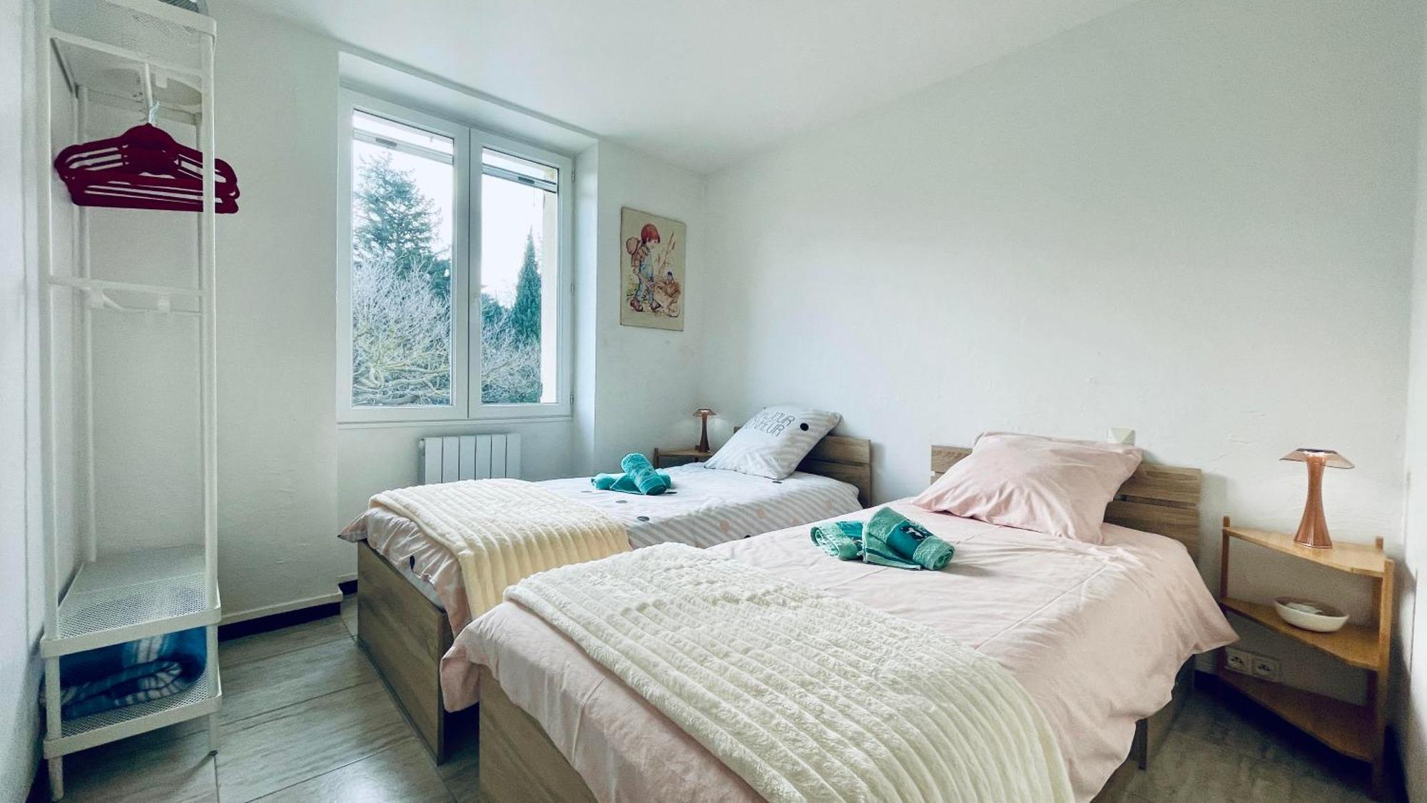 Rendez-Vous Avec Les Cigales - Gite 6 Personnes 100M2 - Piscine Privee - Climatisation Cheval-Blanc Exterior foto